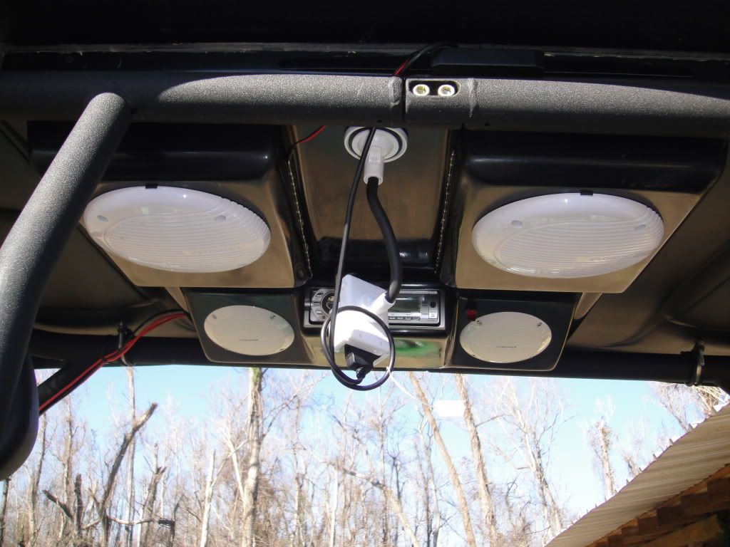 Lets see your homemade speaker mounts or boxes!! Page 3